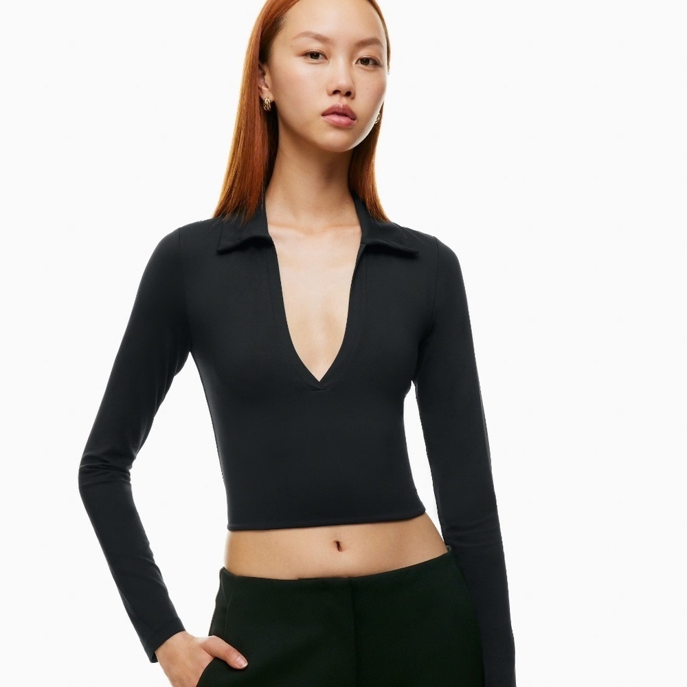 NEVER WORN Aritzia Babaton Contour Polo Plunge Neck Long Sleeve Black Size XS